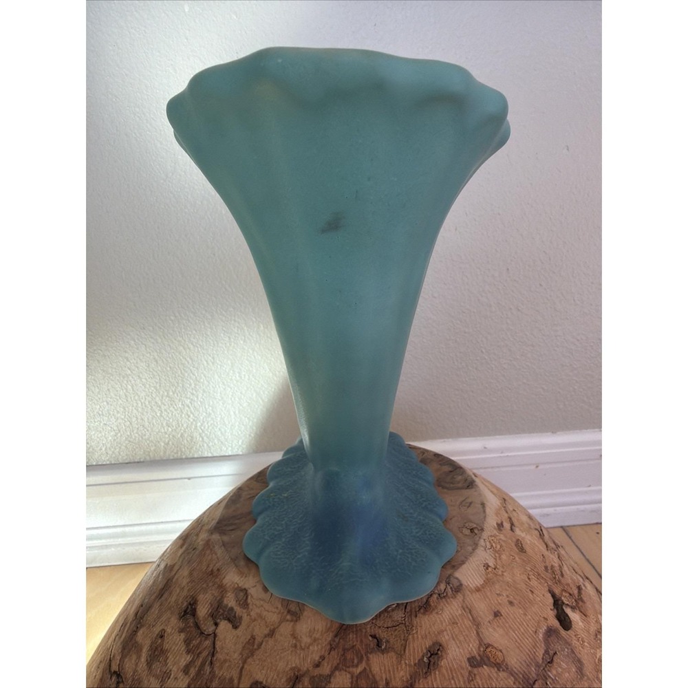 Antique Van Briggle Cornucopia Vase‎ Matte Turquoise Colorado Springs 8 Inch - Picture 3 of 9